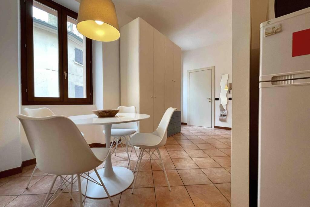 Unconventional Apartment: Centro Storico Con Bici Mantova Kültér fotó